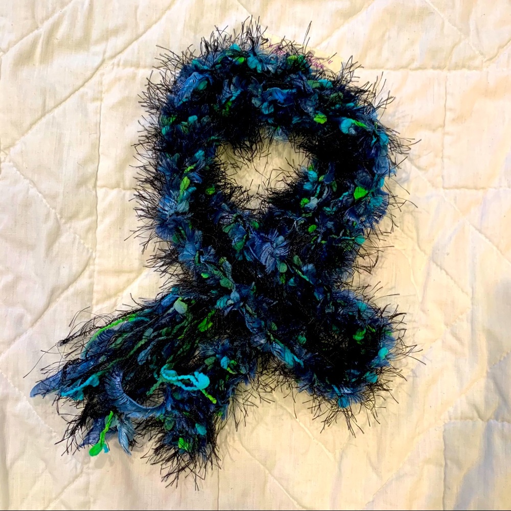 Hand knit skinny Scarf 🧣